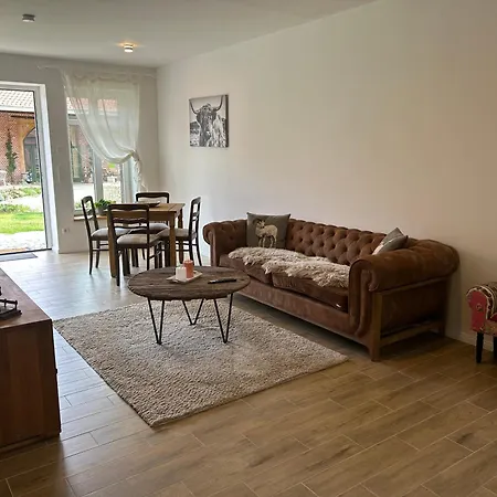 Exterhof Apartment *
